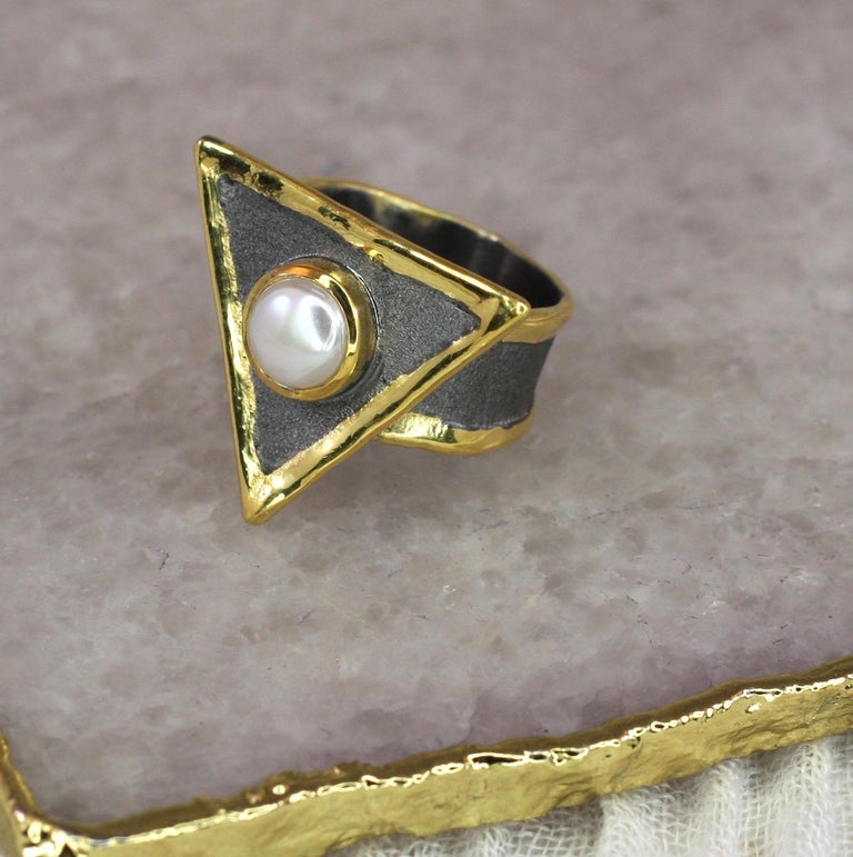 Hephestos Pearl Ring in Fine Silver with Black Ruthenium and 24 Karat Gold