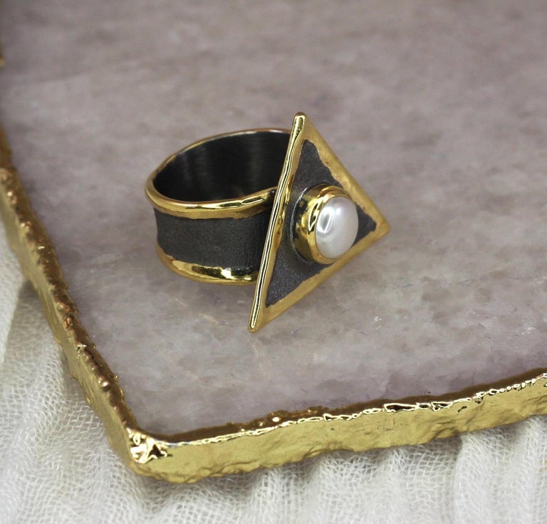 Hephestos Pearl Ring in Fine Silver with Black Ruthenium and 24 Karat Gold